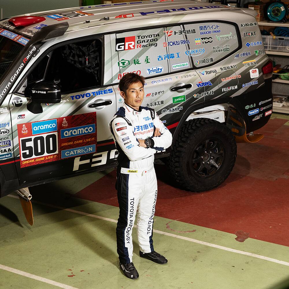 Team Land Cruiser Toyota Auto Body Driver Akira Miura