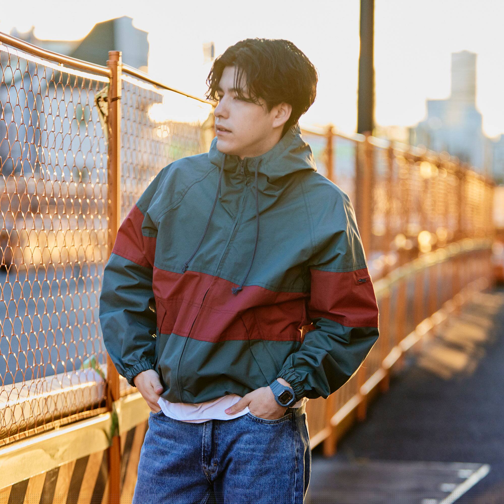 G-SHOCK-DWH5600-2D-CASIO Australia