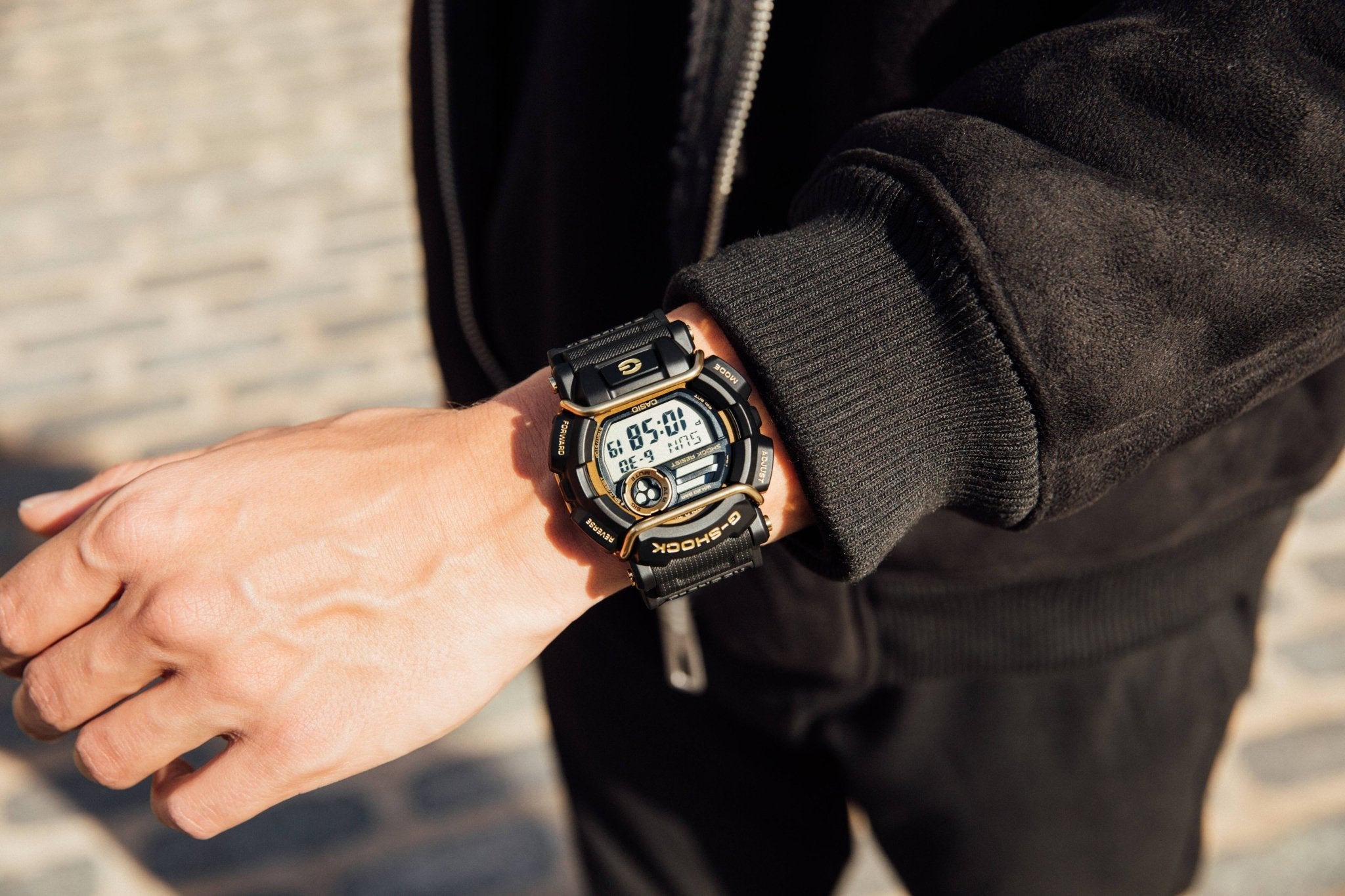G-SHOCK-GD400GB-1B2-CASIO Australia